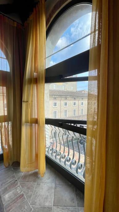 Altana - Loft Sulla Citta Apartment Parma Bagian luar foto